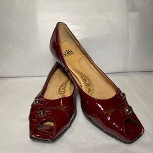 Sofft Burgundy Peep Toe Heels Size 7M